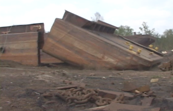 Scrapyard Barge Chunking Safety